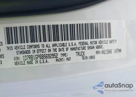2011 Ram Ram 1500 Slt z USA, uszkodzony, nr VIN 1D7RB1GP6BS692952